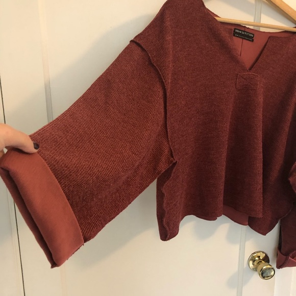 NWOT Urban Outfitters Faded Burgundy Sweater, Women’s - Picture 4 of 4